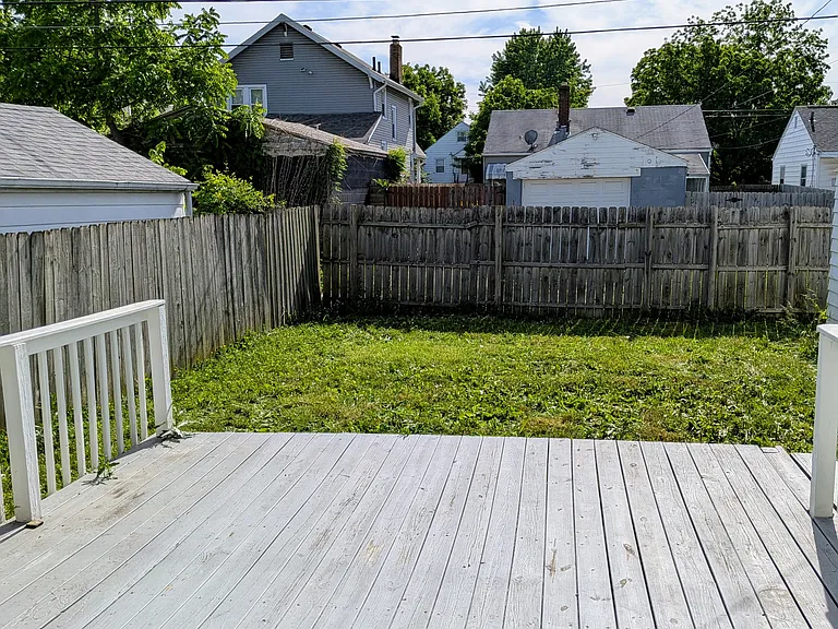543 Woodbury Ave — Photo 19