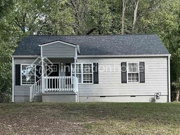 411 Forrest Ridge Dr NW, Atlanta, GA 30318