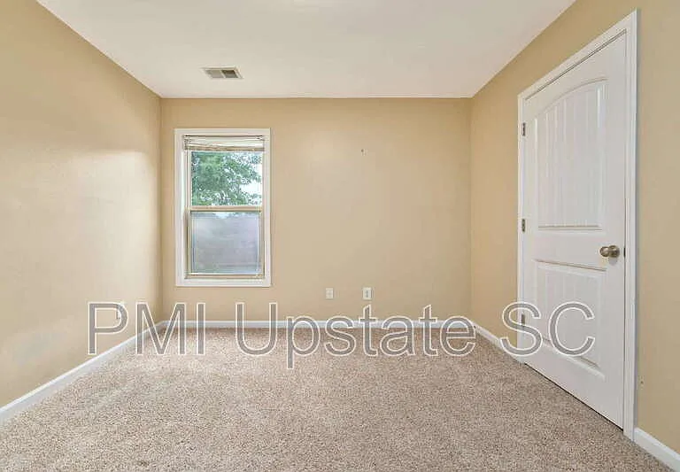 218 Marefair Ln — Photo 19