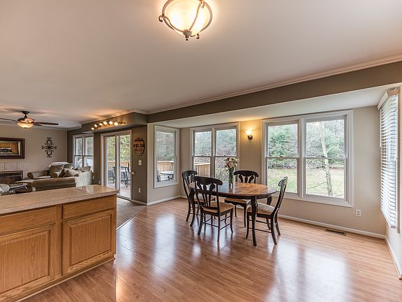 2nd image of 2207 Copper Cove Dr