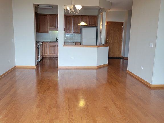 2nd image of 5155 Madison St Unit 612
