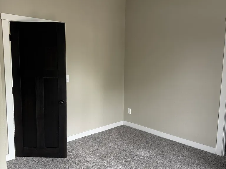 28 E Birch St #A — Photo 16