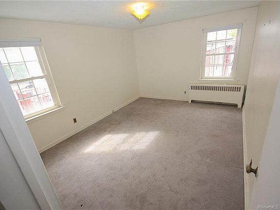 3rd image of 16 Revere Dr APT 4
