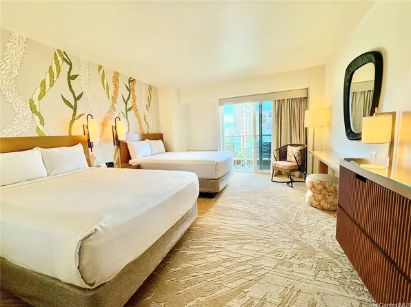 410 Atkinson Dr #1621, Honolulu, HI 96814