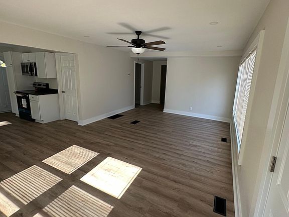 2nd image of 731 Fulton St