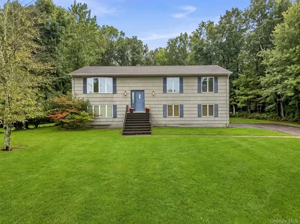 20 Amy Todt Drive, Monroe, NY 10950