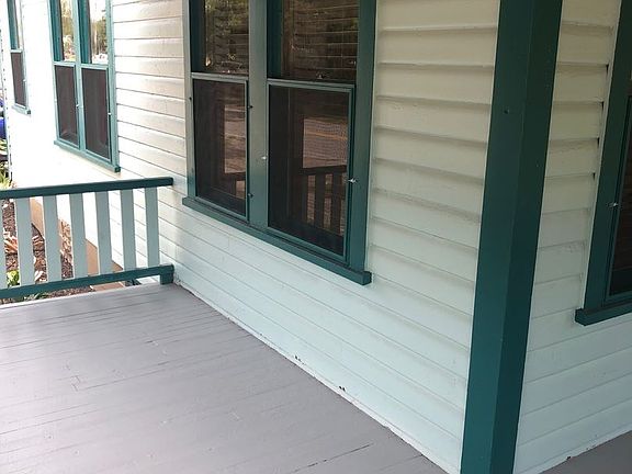 5th image of 176 Pierce Ave