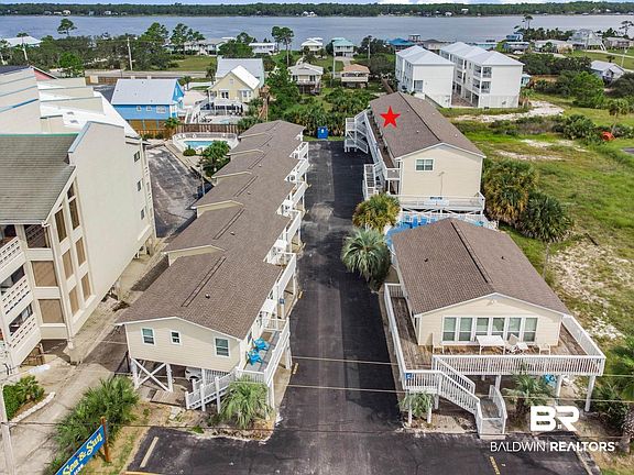 3rd image of 1138 W Beach Blvd #204