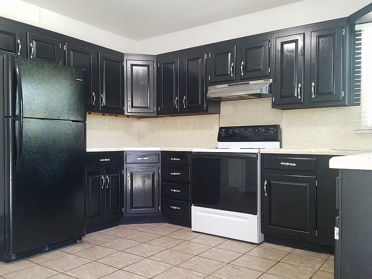 2705 S. Imperial St. — Photo 10