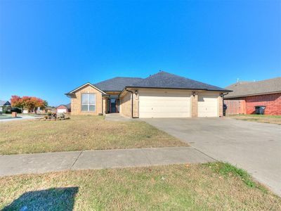 1361 NW 8th St, Moore, OK, 73170