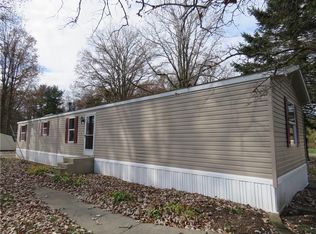 8947 Hickory Dr, Meadville, PA 16335