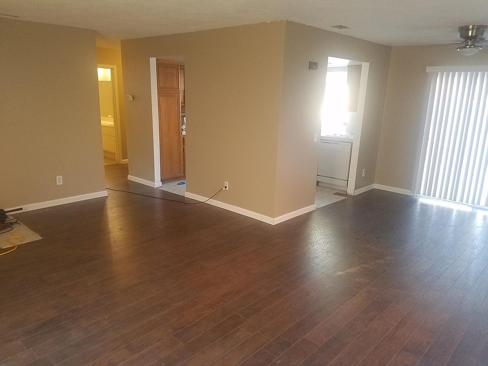2nd image of 25958 Joanne Dr
