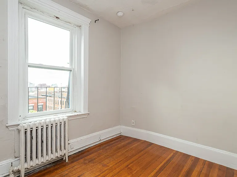 85 Myrtle St #8 — Photo 5