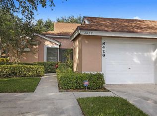 8429 Winding Stream Ln, Boca Raton, FL 33496