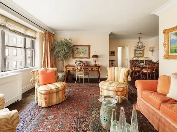 12 Beekman Place image 2 of 5