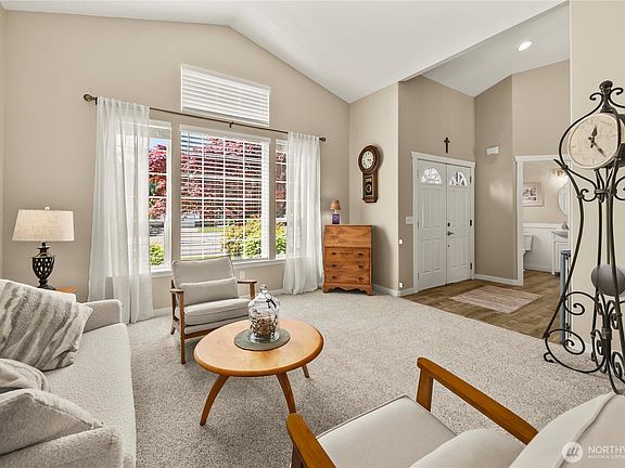5th image of 11707 261st Avenue Ct E