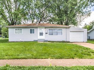 718 Bellflower Dr, Hazelwood, MO