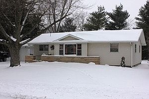 1st image of 309 E Beech St