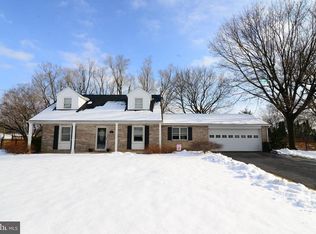 4 Virginia Ave, Shrewsbury, PA 17361