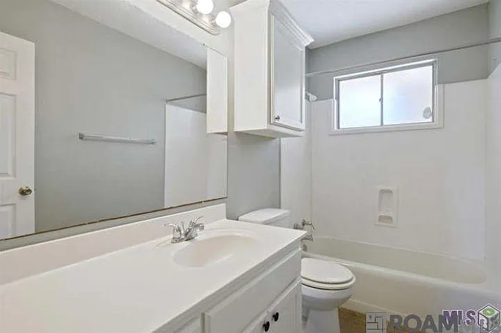 11034 Old Hammond Hwy — Photo 10