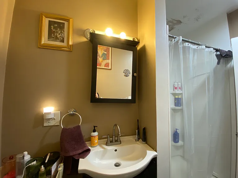 60 Webster St #1 — Photo 9