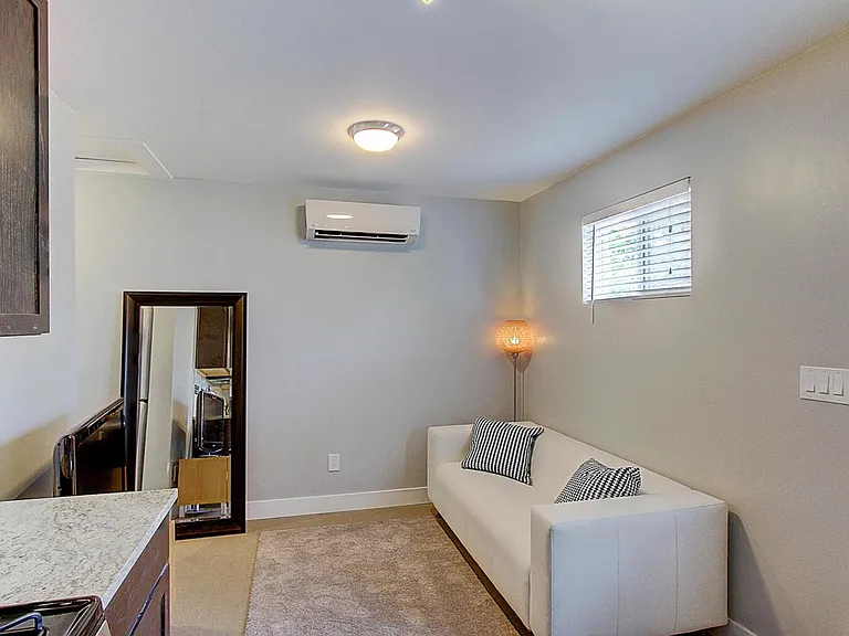 4522 Lincoln St #CH — Photo 6