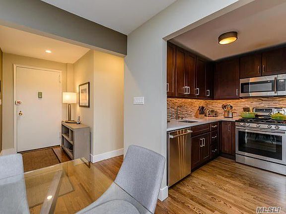5th image of 4230 Douglaston Pkwy APT 6N