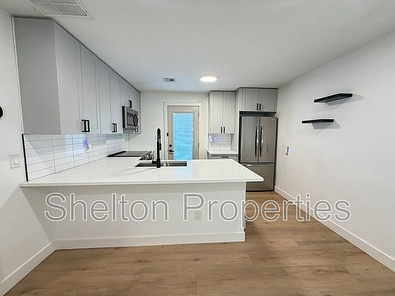 2nd image of 614 N 10th Ave APT D