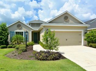 11710 Forest Park Cir, Bradenton, FL 34211