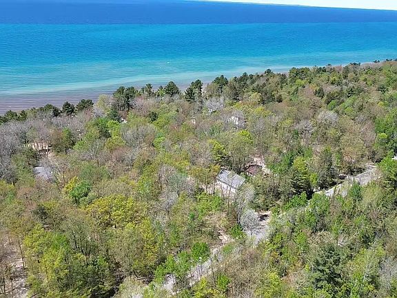 3rd image of 404 S Golden Beach Dr