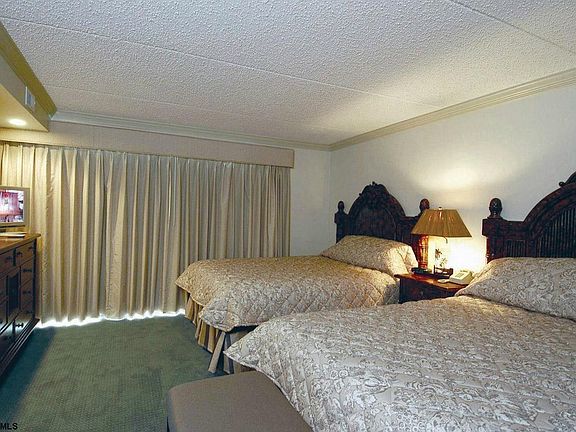 4th image of 1217 Ocean Ave #347