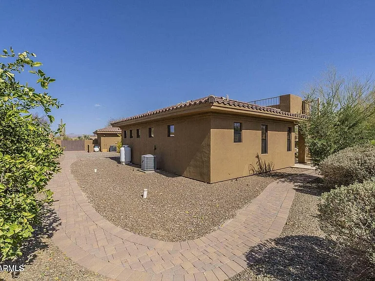 15135 E Monument Rd — Photo 40