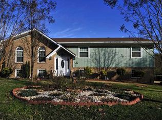 6714 Moss Lake Dr, Hixson, TN 37343