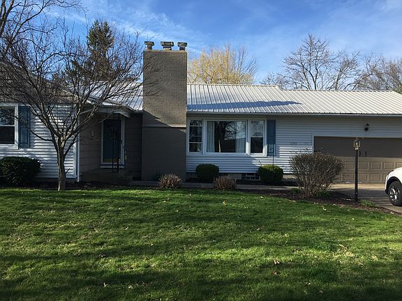 2nd image of 338 Katherine Ave