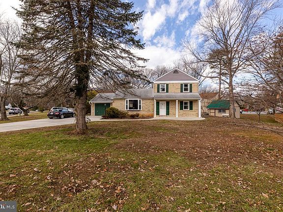 2nd image of 6102 Scotch Dr