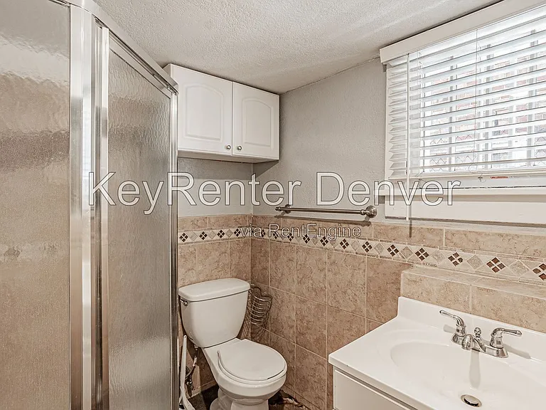 945 N Washington St #100 — Photo 36