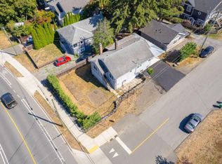 15 4th St, Nanaimo, BC V9R 1S6