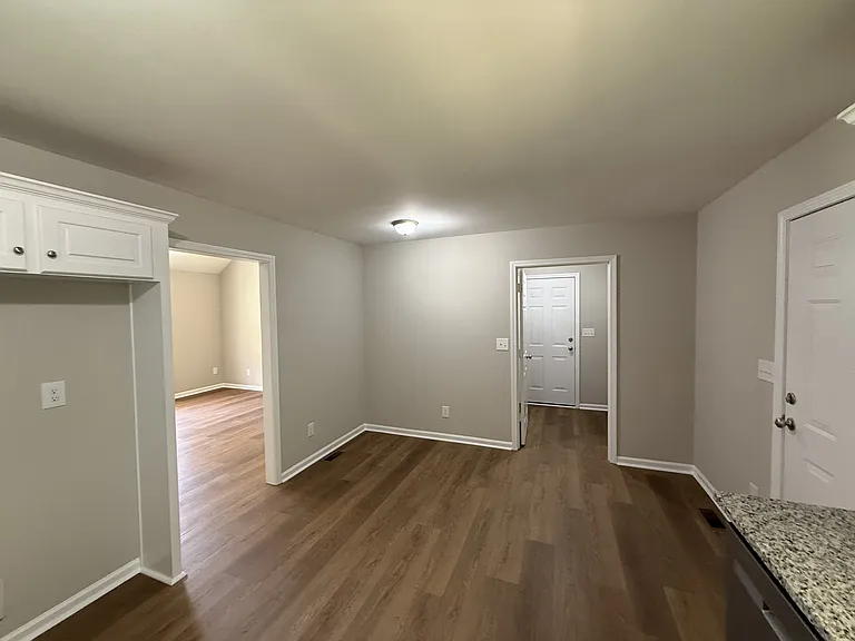 288 Augustine Dr — Photo 20