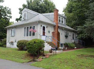 2 Maple Ave, Johnston, RI 02919