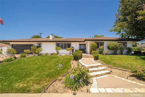 1025 Kent Dr Photo 1