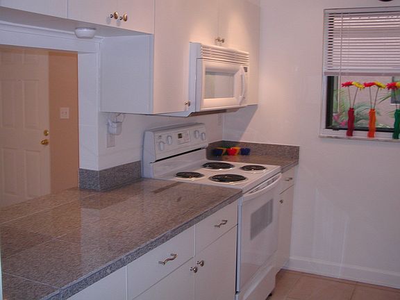 3rd image of 1880 N Congress Ave APT G104