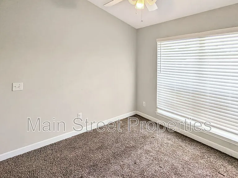 734 Marlinspike Dr — Photo 29