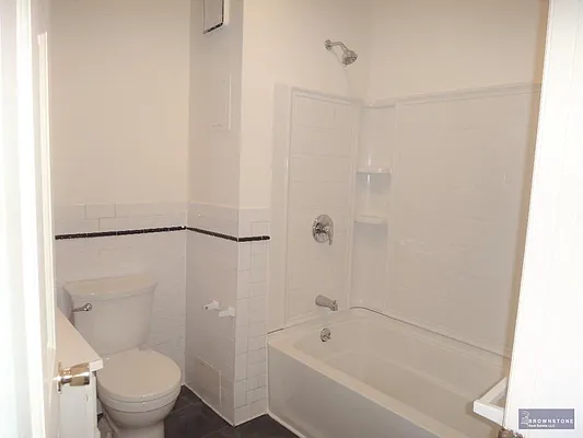 Rented by Brownstone Real Estate | media 29