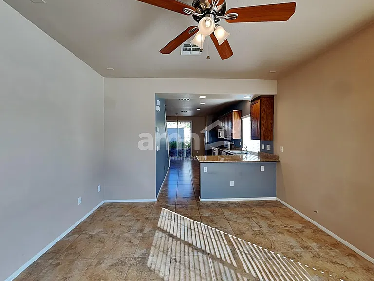 10382 September Flower St — Photo 6