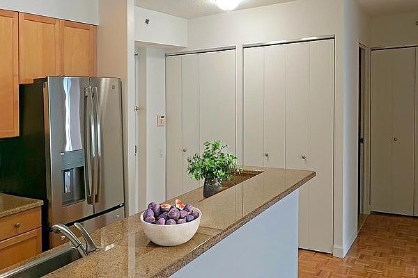1st image of 333 E 102nd St APT 501