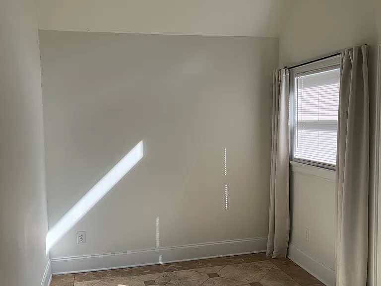 245 S Laurel Ave #A — Photo 10