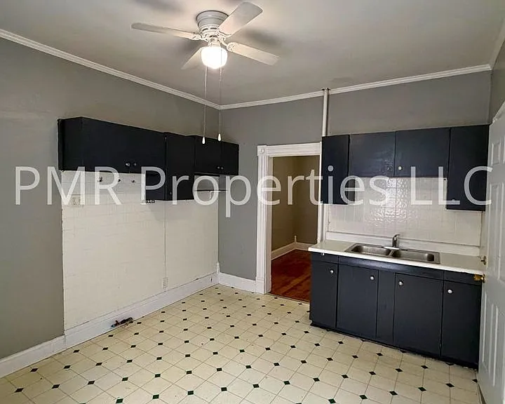 3221 Doniphan Ave — Photo 2