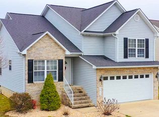 2413 Mosley St, Waynesboro, VA 22980
