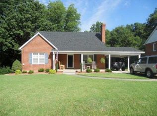 710 Grattan Rd, Martinsville, VA 24112