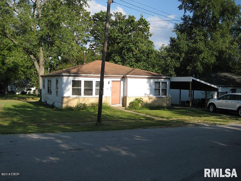 1st image of 923 N Almond St